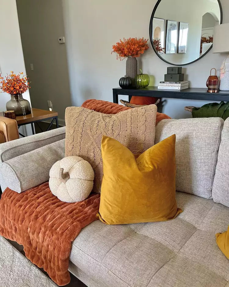 22 Fall Apartment Decor Ideas to Try as the Weather Cools Down