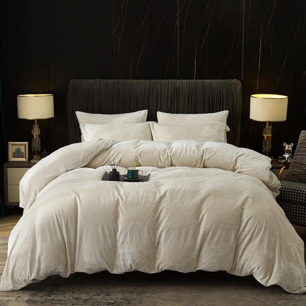 Luxury Cozy Flannel Duvet Cover with Pillow Shams Bedding Collection